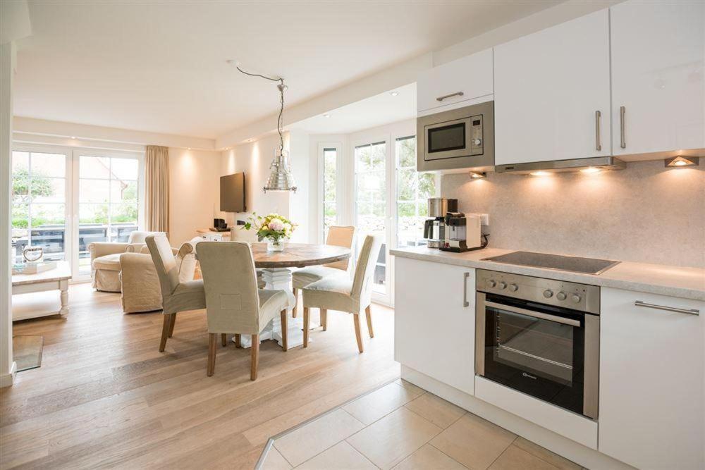 Holiday home Haus-seestern *